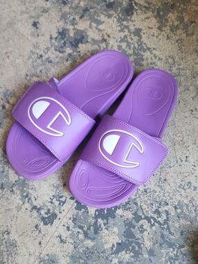 Champion Ladies Purple Slides